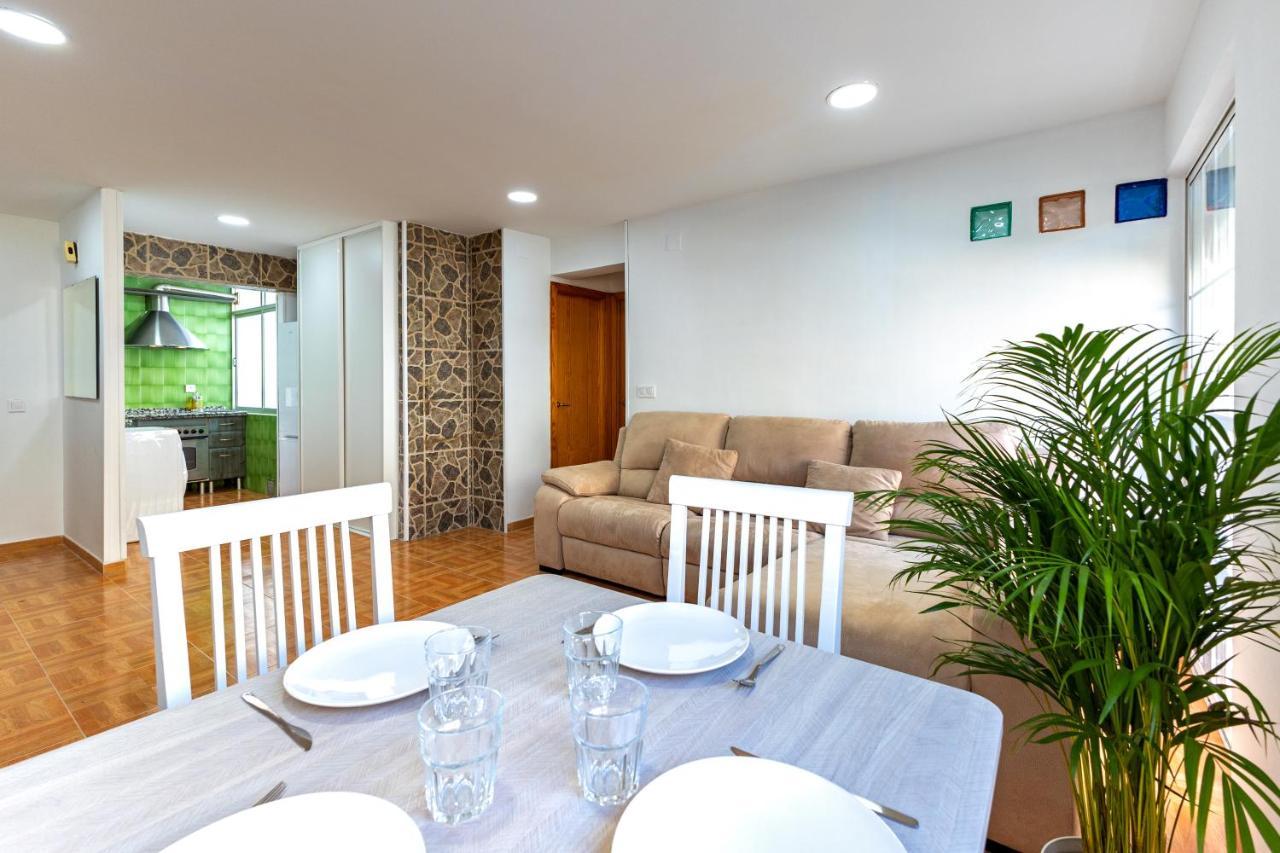 Charming 2 Bedroom Apartment At Triana Center By Oui Севилья Экстерьер фото