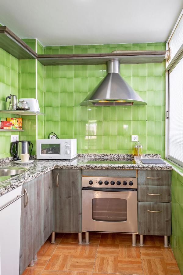 Charming 2 Bedroom Apartment At Triana Center By Oui Севилья Экстерьер фото